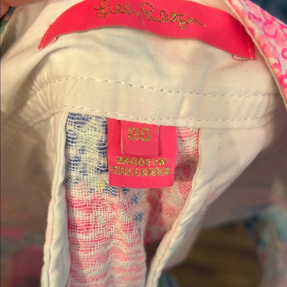 Lilly Pulitzer Vibrant Pink and Blue Women's Bermuda Shorts - Picture 3 of 4